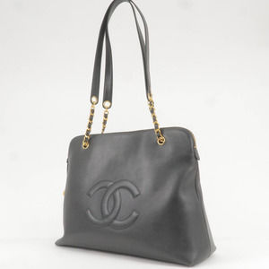 💎✨BEAUTIFUL✨💎 AUTHENTIC CHANEL Caviar skin Chain Tote bag Gold hardware